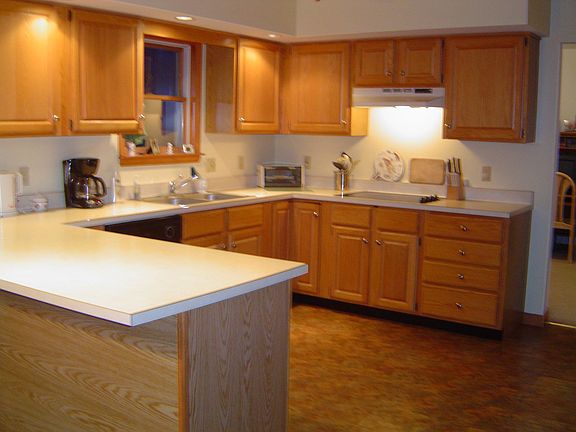 4th image of 42 Connelly Dr