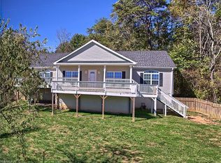 19 Phoenix Cir, Alexander, NC 28701