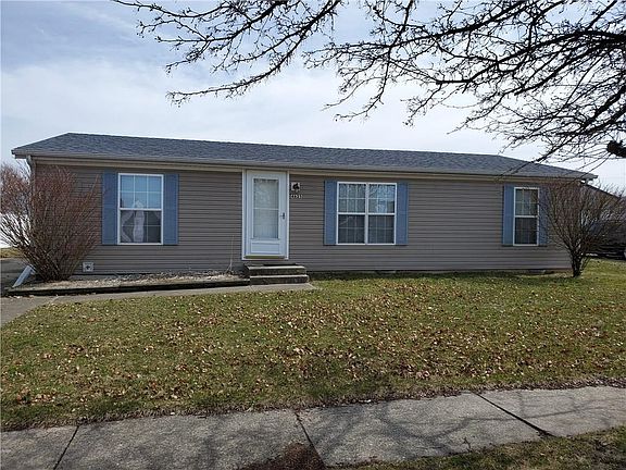 2nd image of 4625 Autumn Ridge Dr