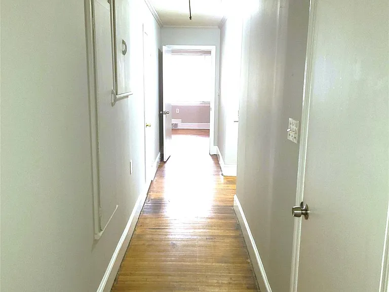 90 Creswell Dr NE — Photo 4