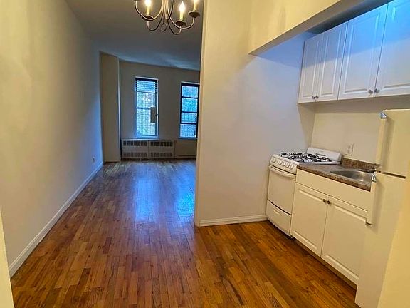 2nd image of 473 Columbus Ave APT 4D