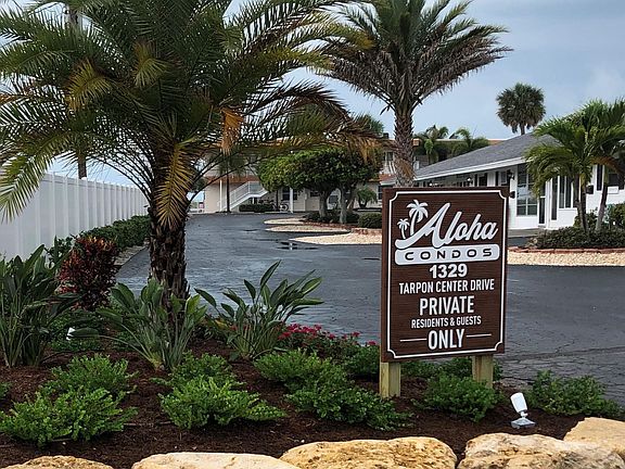 2nd image of 1329 Tarpon Center Dr APT 10
