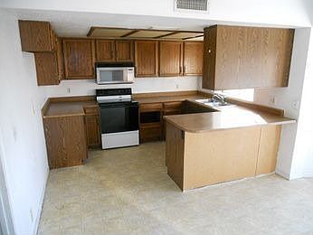 4th image of 6219 W Surrey Ave