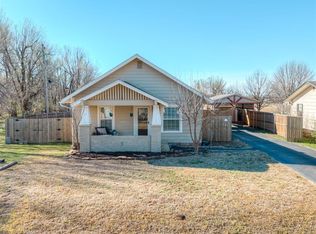 221 E Van Buren St, Crescent, OK 73028