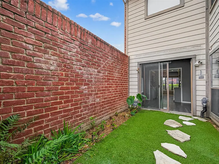 7447 Cambridge St #79 — Photo 38