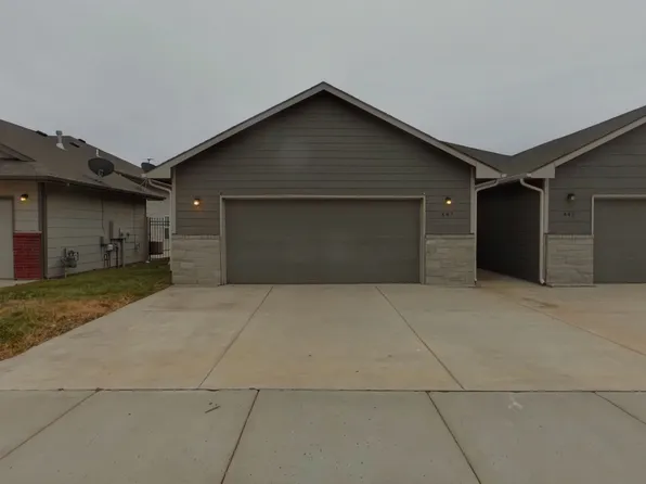 447 S Longbranch Dr, Maize, KS 67101