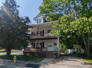 43 1st St, Webster, MA 01570