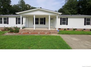 105 Country Walk Ln, Sanford, NC 27332