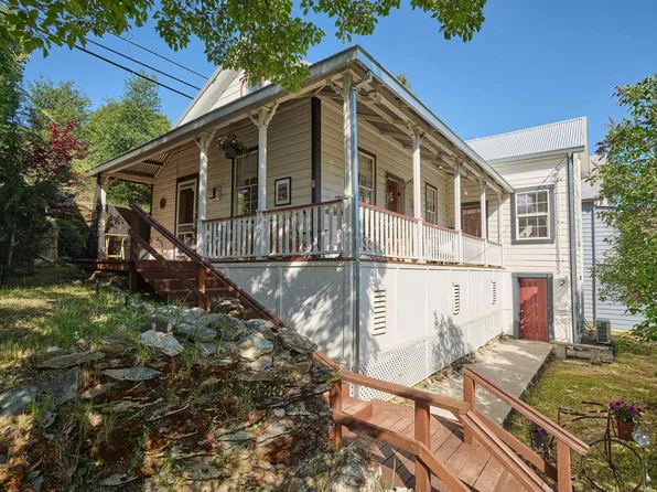 1352 Finnegan Ln, Angels Camp, CA 95222