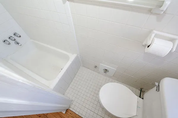 Rented by Aether Property Group | media 26