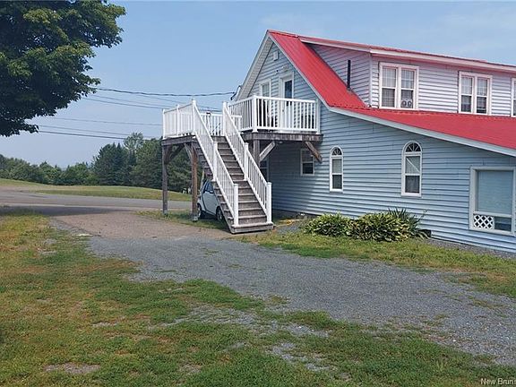 4th image of 10 Hartland Bridge Hill Rd