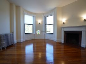 504 Beacon St