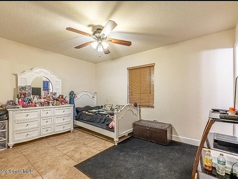 82 Haven Dr — Photo 19