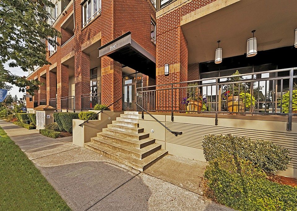 1st image of 1886 25th Ave NE #N101