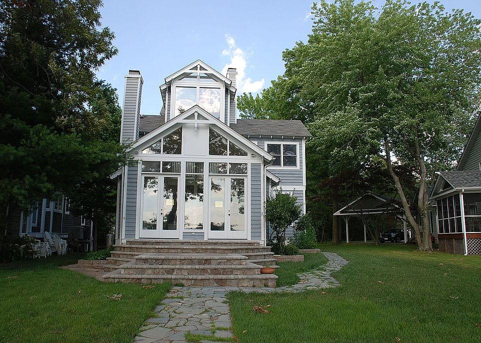 1st image of 3532 Saratoga Ave