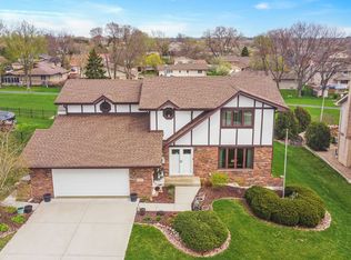 17203 Highwood Dr, Orland Park, IL 60467