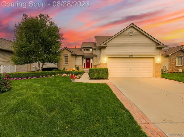 2191 Barclay Ave #25, Utica, MI 48317