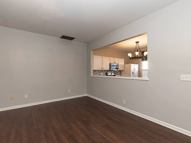 4254 Vienna Crest Dr — Photo 9