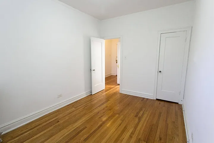 5415 S. Woodlawn Avenue — Photo 13