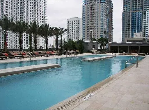 50 Biscayne Blvd — Photo 1