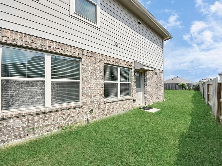8650 Bar Harbor Dr — Photo 27
