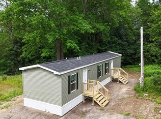 18 Hinks St, Bucksport, ME 04416