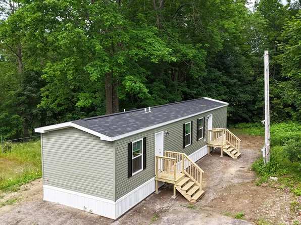 18 Hinks Street, Bucksport, ME 04416