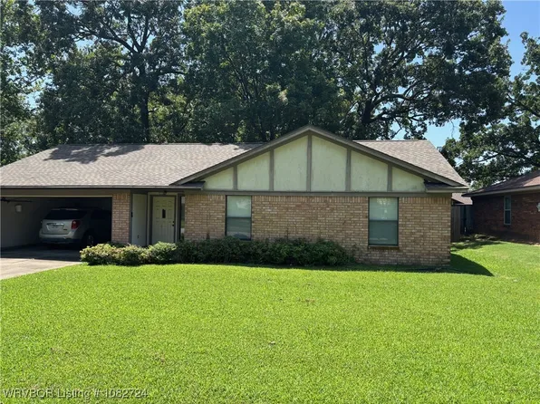 8808 Meadow Dr, Fort Smith, AR 72908