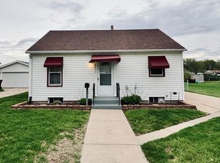 4933 Illinois St, Loves Park, IL 61111