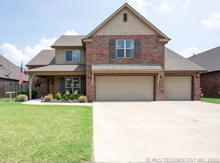 8113 N 77th East Ave, Owasso, OK 74055