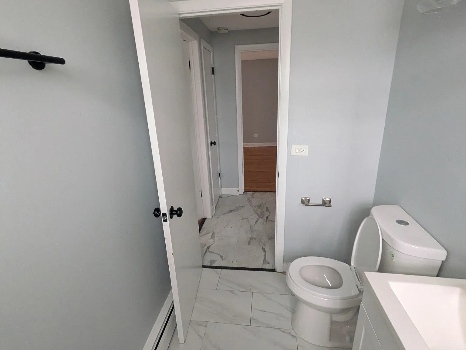 2 bed, 900 sqft, $2,150 — Photo 4