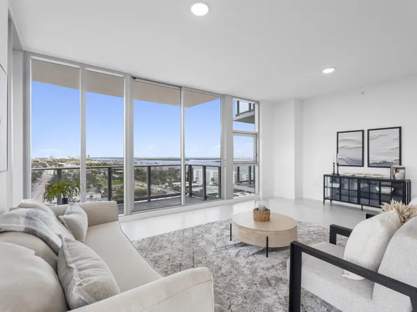 220 Lake Shore Drive #1523, Lake Park, FL 33403