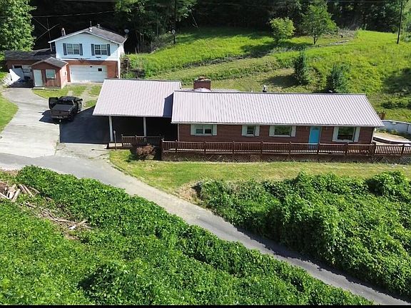 2nd image of 46 Wendall Ln