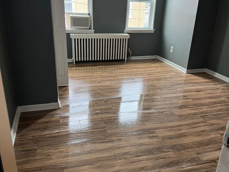 2805 Jefferson St — Photo 8