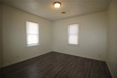 5th image of 3837 NW 26th St