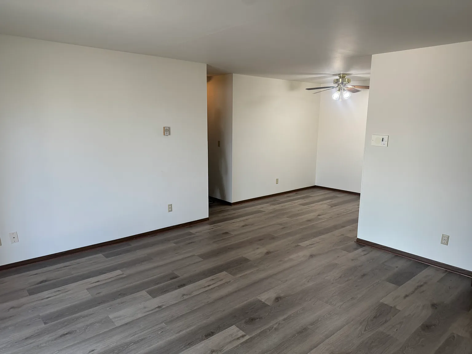 2 bed, 900 sqft, $950 — Photo 3