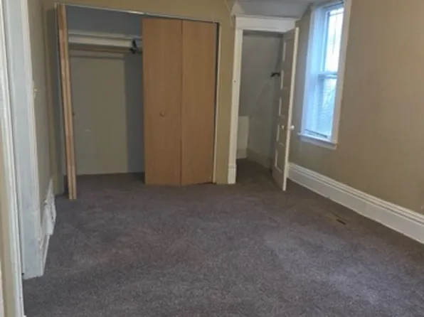 287 Sidney St E #2, Saint Paul, MN 55107