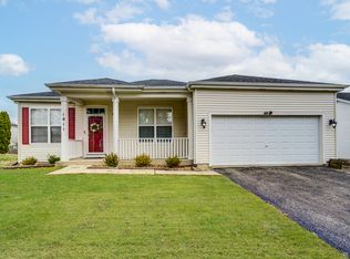 1811 Bluestem Cir, Aurora, IL 60504