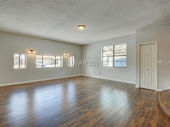 5th image of 137 Jon Belger Dr