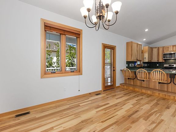 4th image of 5403 5th St Rd