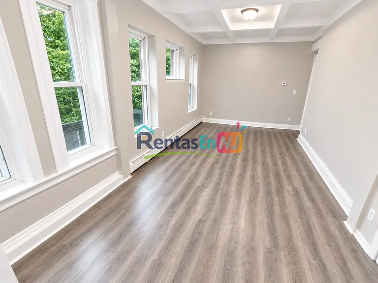 161 S 10th St #3LC — Photo 1