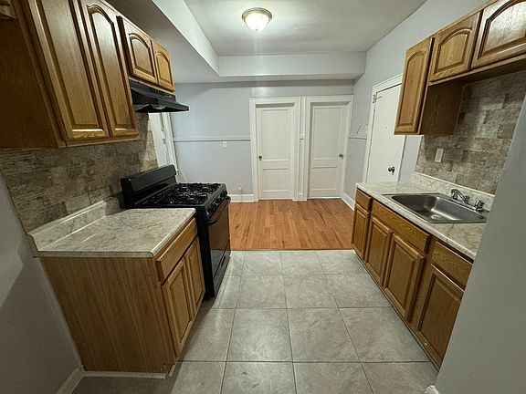 2nd image of 20 Stuyvesant Ave #2A