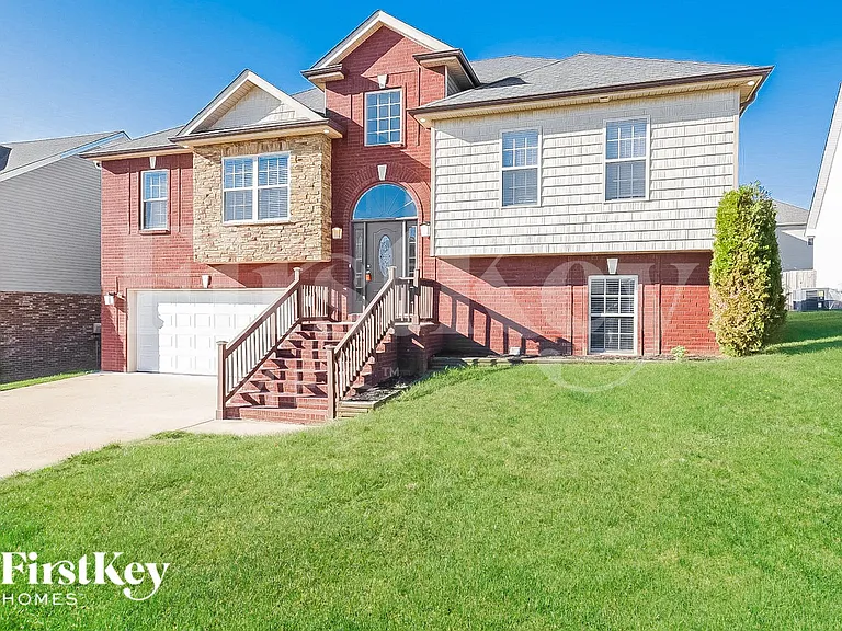1458 Raven Rd — Photo 1