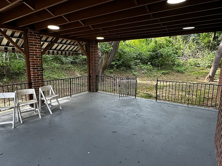 1st Floor Patio