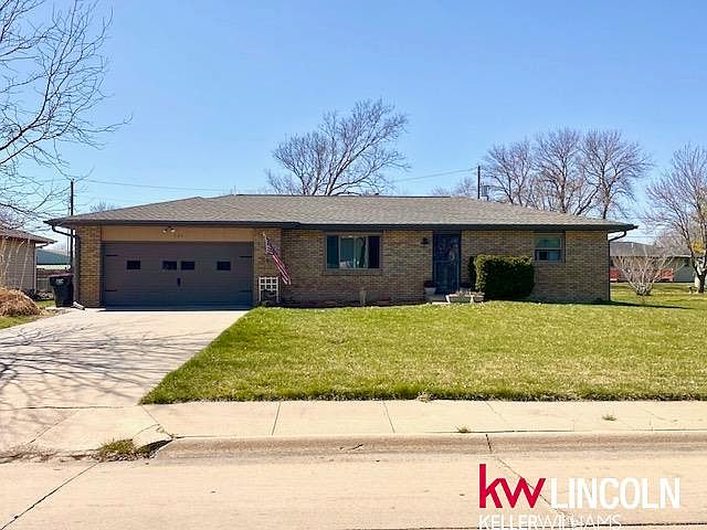 121 N 26th St Beatrice NE 68310 MLS 22407429 Zillow