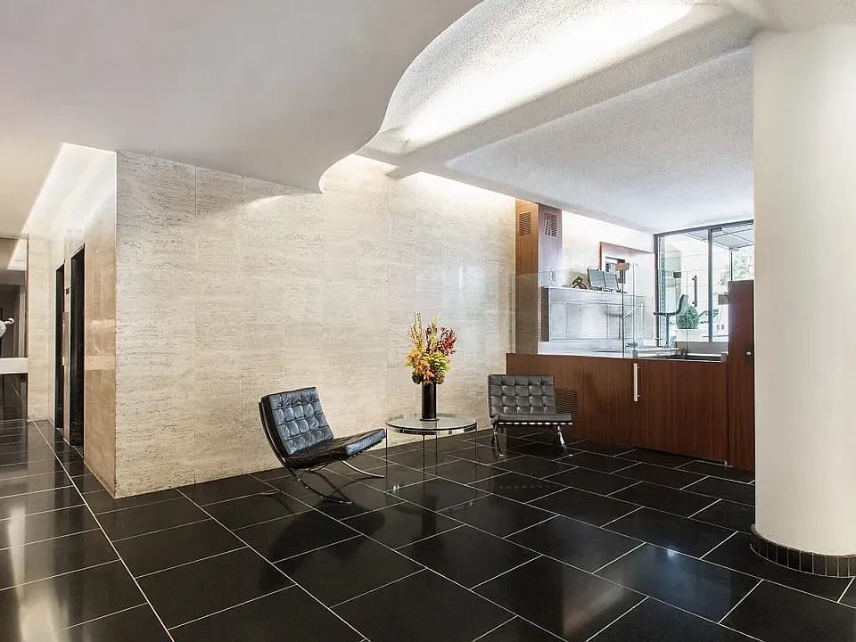 300 E 51st St #4C