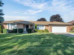 5 Thomas Ave, Tillsonburg, ON