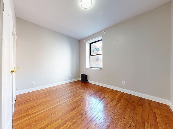 5th image of 239 W 116th St APT 2A