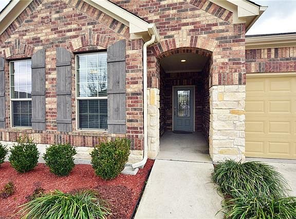 2nd image of 20013 Wearyall Hill Ln