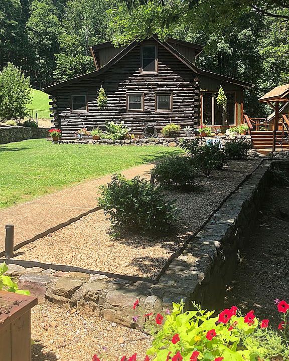 808 Heatherton Dr Covington VA 24426 Zillow